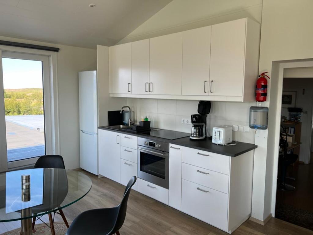 Laekjarkot Rooms And Cottages With Kitchen Borgarnes Bagian luar foto
