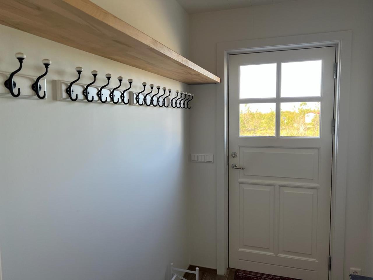 Laekjarkot Rooms And Cottages With Kitchen Borgarnes Bagian luar foto